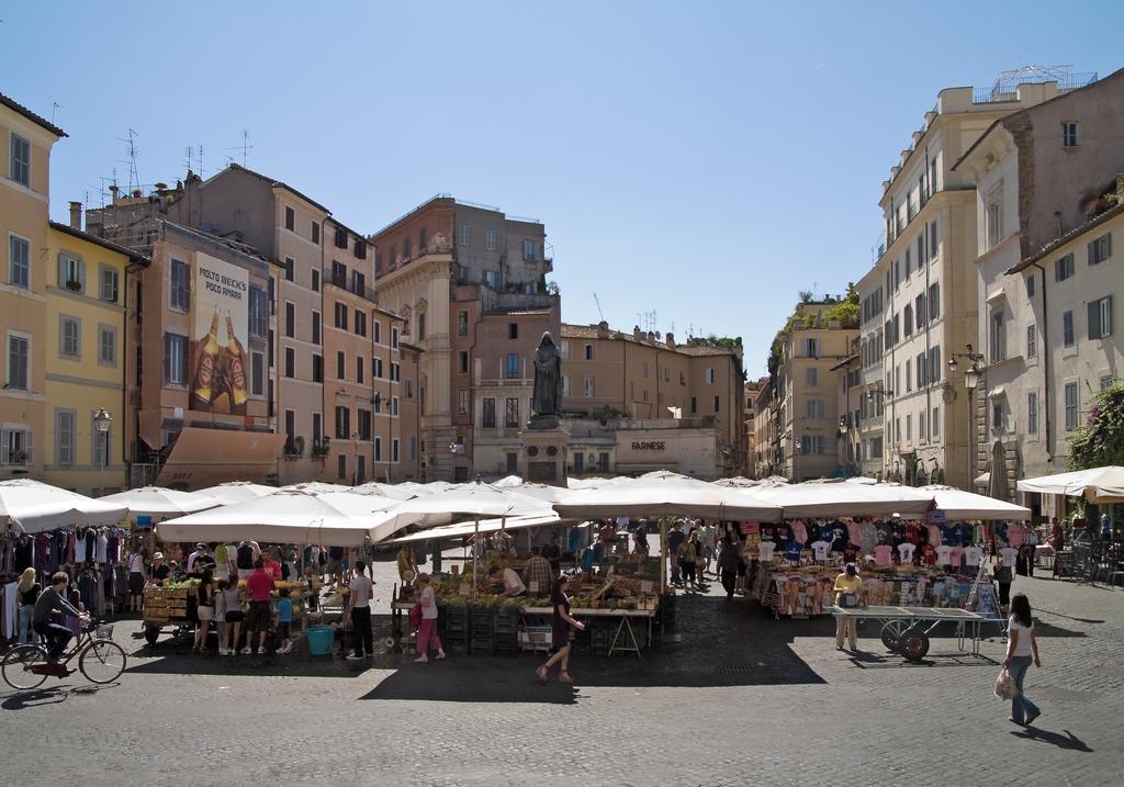 Vicolo Vecchio 59 * Rome